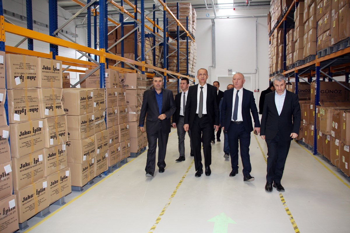 vali aktas alpin corap fabrikasi nda incelemelerde bulundu